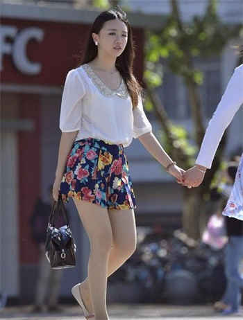 徐欣ps掉所有衣服
