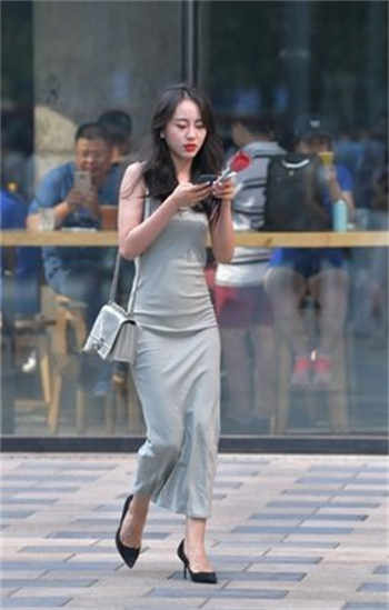 一个寝室6个女生轮流上