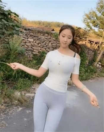 炮灰女配要种田