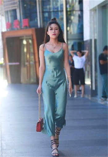 恶毒女配的y乱生活楚