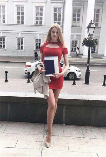鼓励妻子和情人约会