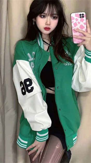 郭童童微博