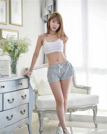 苏媚与公爹的幸福生话