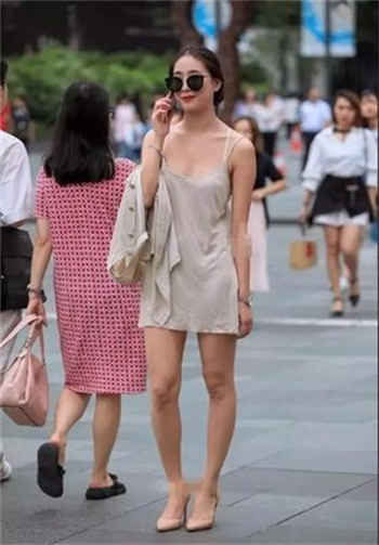 白哾碧卖服是哪一部