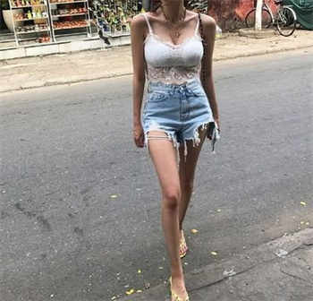 妻子借人当