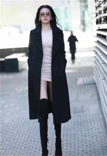 伊素婉42秒视频截图