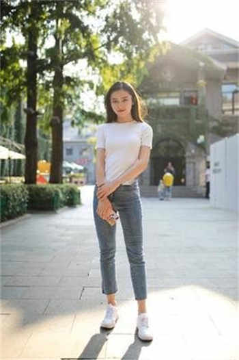 宝马女销售视频完整版