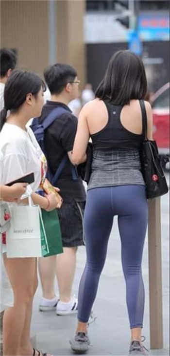 恋老嘻嘻12号微博