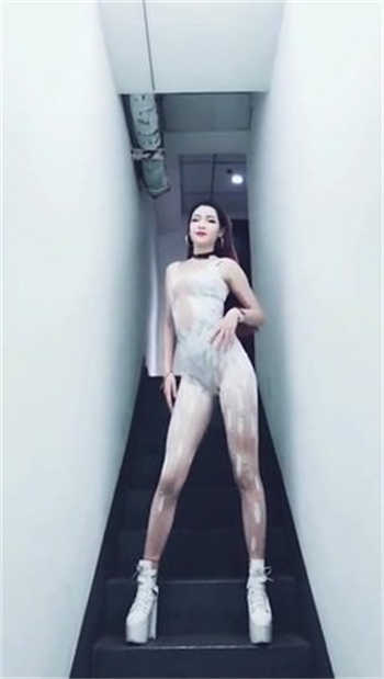 sw516女主角叫什么名字
